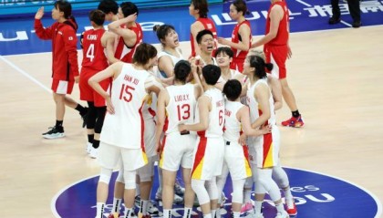 博鱼app-5日总结：何杰问鼎男子马拉松 中国女篮实现两连冠