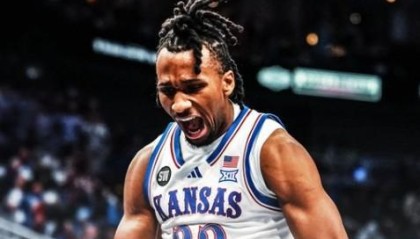 博鱼体育平台-紧随其后，达伦-皮特森也宣布参加2026年NBA选秀
