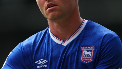 下一个卢顿？伊普斯维奇降级后新赛季正赛一场未胜